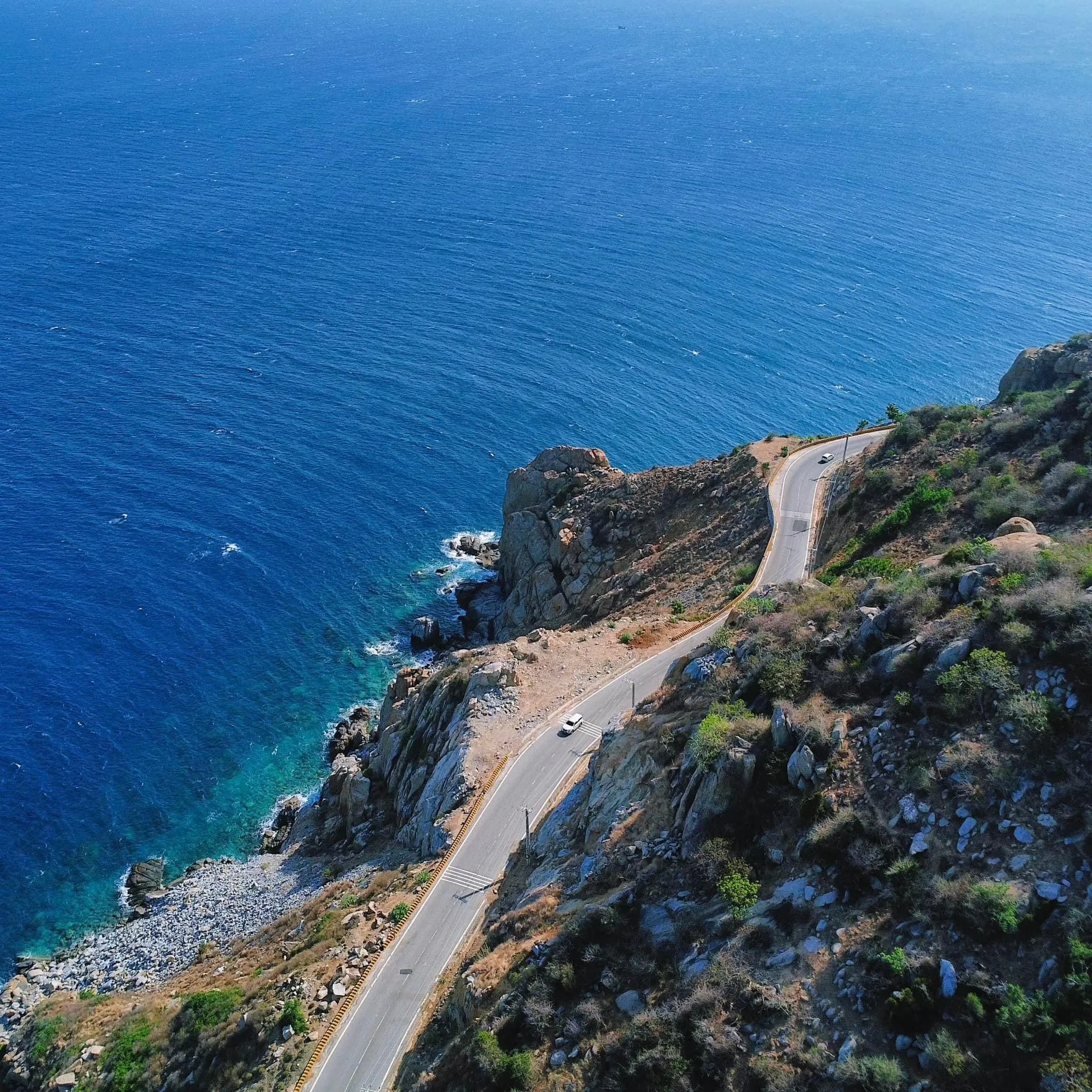 3 days go along Vietnam Central Region - Quy Nhon, Phu Yen, Nha Trang 4xgr97