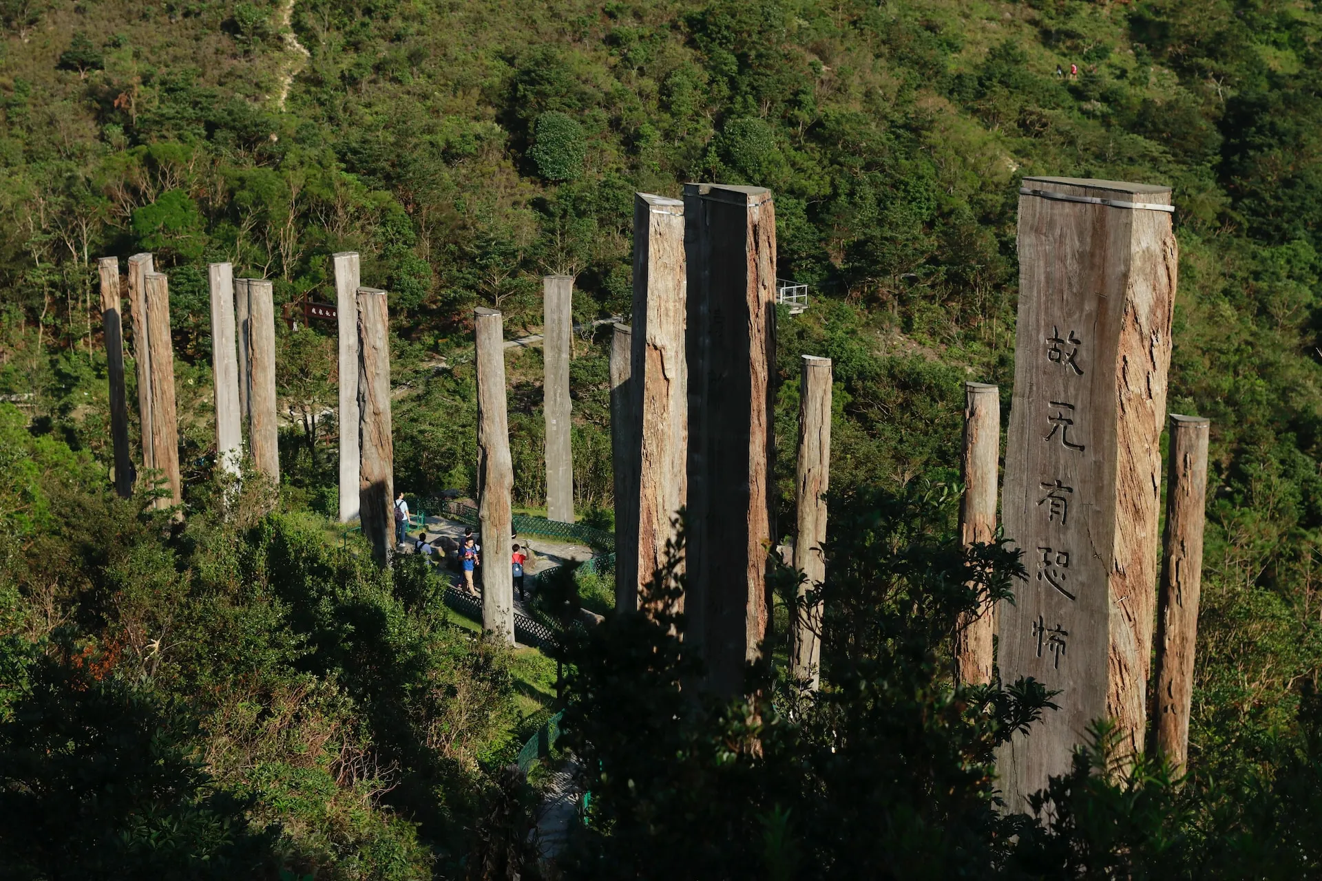 Hong Kong in a Heartbeat: A Two-Day Whirlwind Adventure xbg6g3