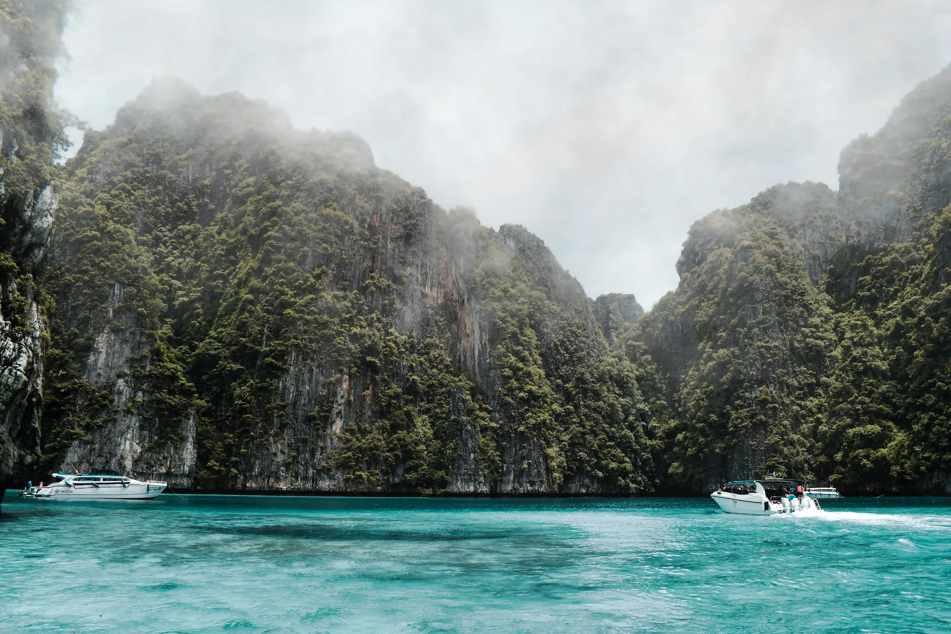 Discovering the Wonders of Phuket: A 3-Day Adventure in Thailand’s Island Paradise vzf3p7