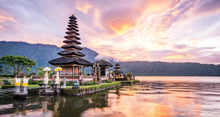 Uluwatu Temple Tour