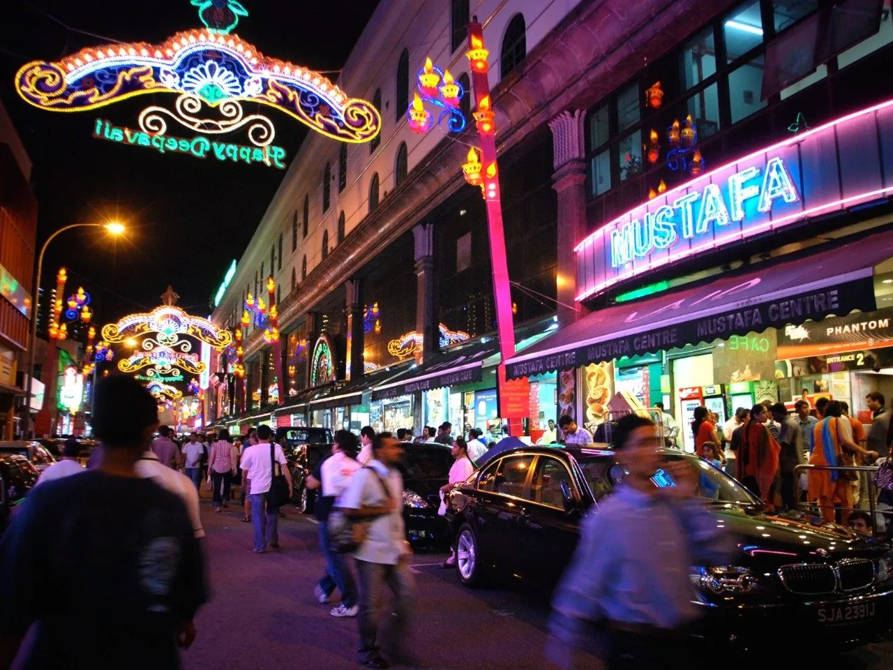 5 Day Singapore Itinerary: Marina Bay Sands & ArtScience Museum, Chinatown Temples + Hawker Centres, Joo Chiat Peranakan Houses, Little India (Mustafa + Tekka), Botanic Gardens, Southern Ridges & Henderson Waves rja4cw