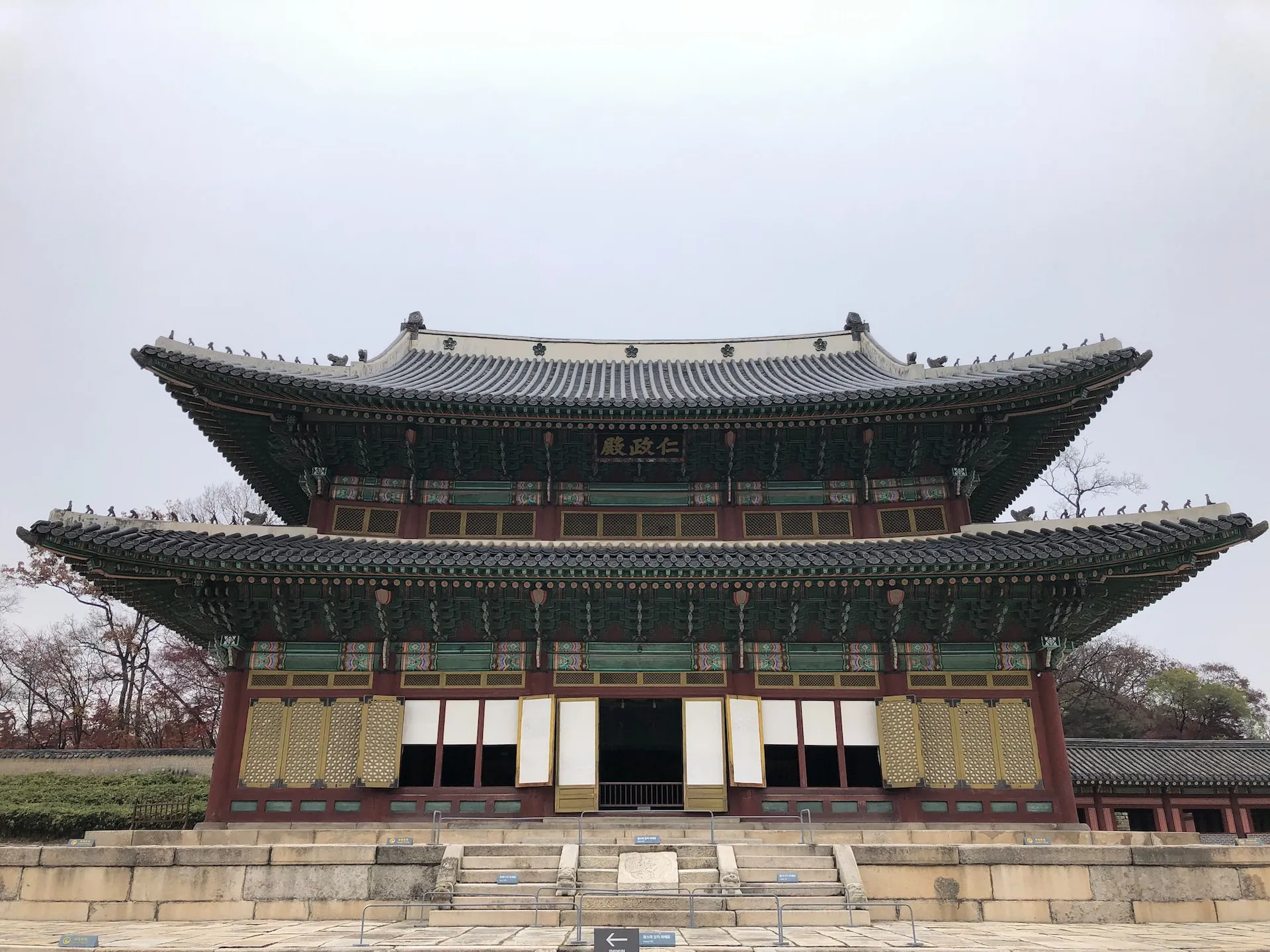 Seoul in Three Perfect Moods vd9ao6