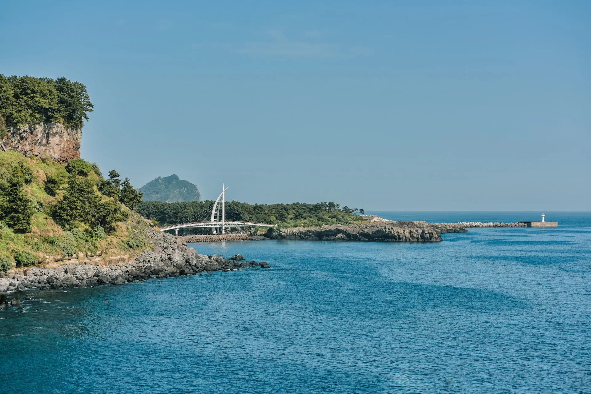 Discovering Jeju's Natural Beauty and Unique Attractions: A 3-Day Adventure ytnjv3