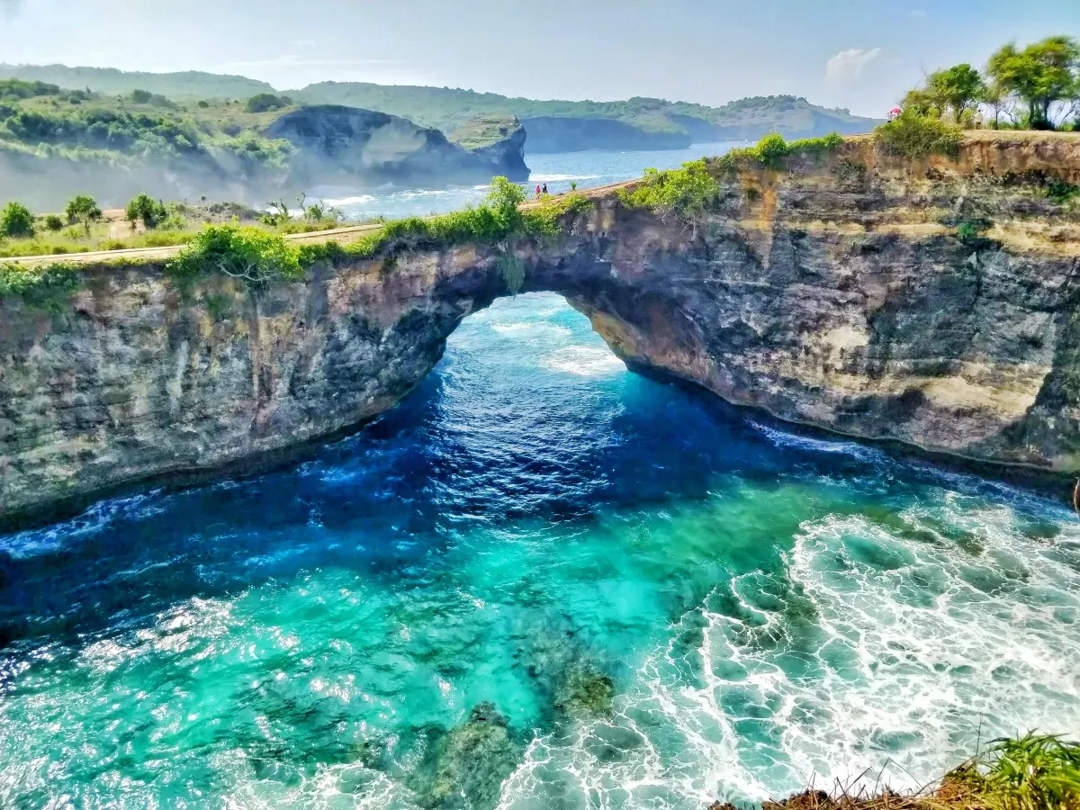 https://api.holicay.com/uploads/large_3f7b19b9-webp-chaitanya-maheshwari-HBcnfuzCAPk-unsplash.webp
