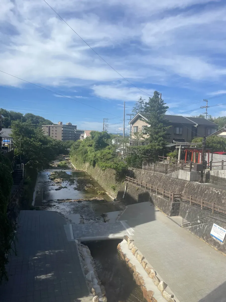 https://api.holicay.com/uploads/large_ARIMAONSEN3_5c0148ead7.webp
