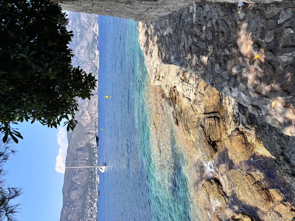 https://api.holicay.com/uploads/large_IMG_4631_095893d5cf.webp