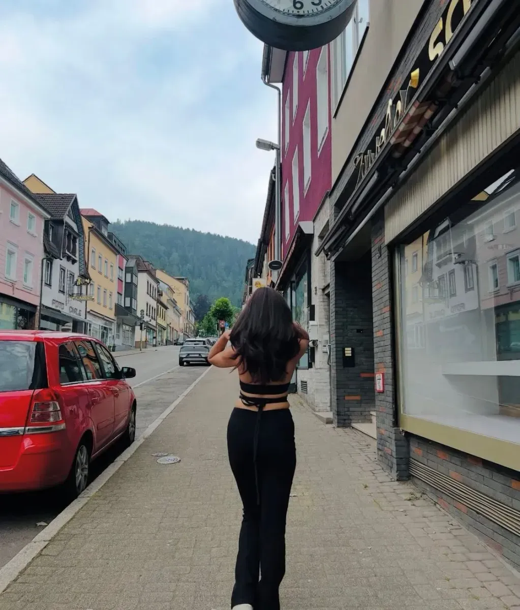 https://api.holicay.com/uploads/large_WhatsApp_Image_2025-08-10_at_13_e0a6beee0f.webp