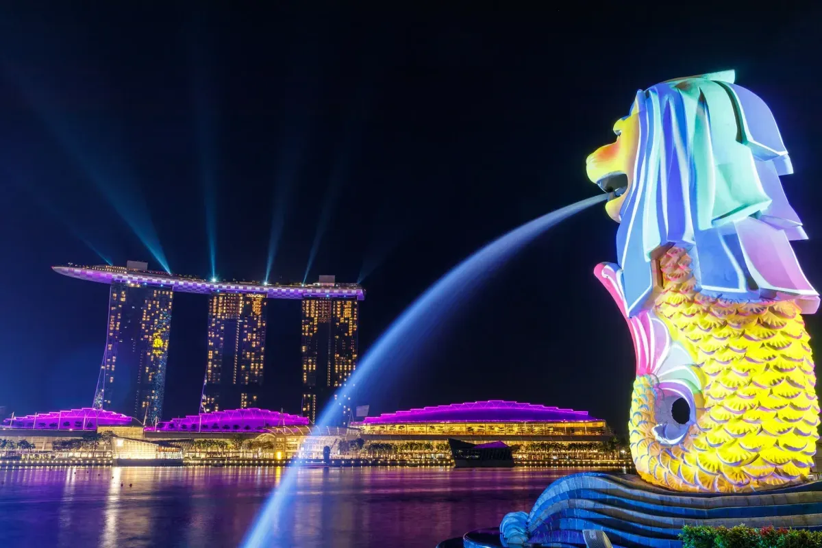 2 Days in Singapore: Marina Bay Highlights, Gardens by the Bay & Cultural Neighborhoods