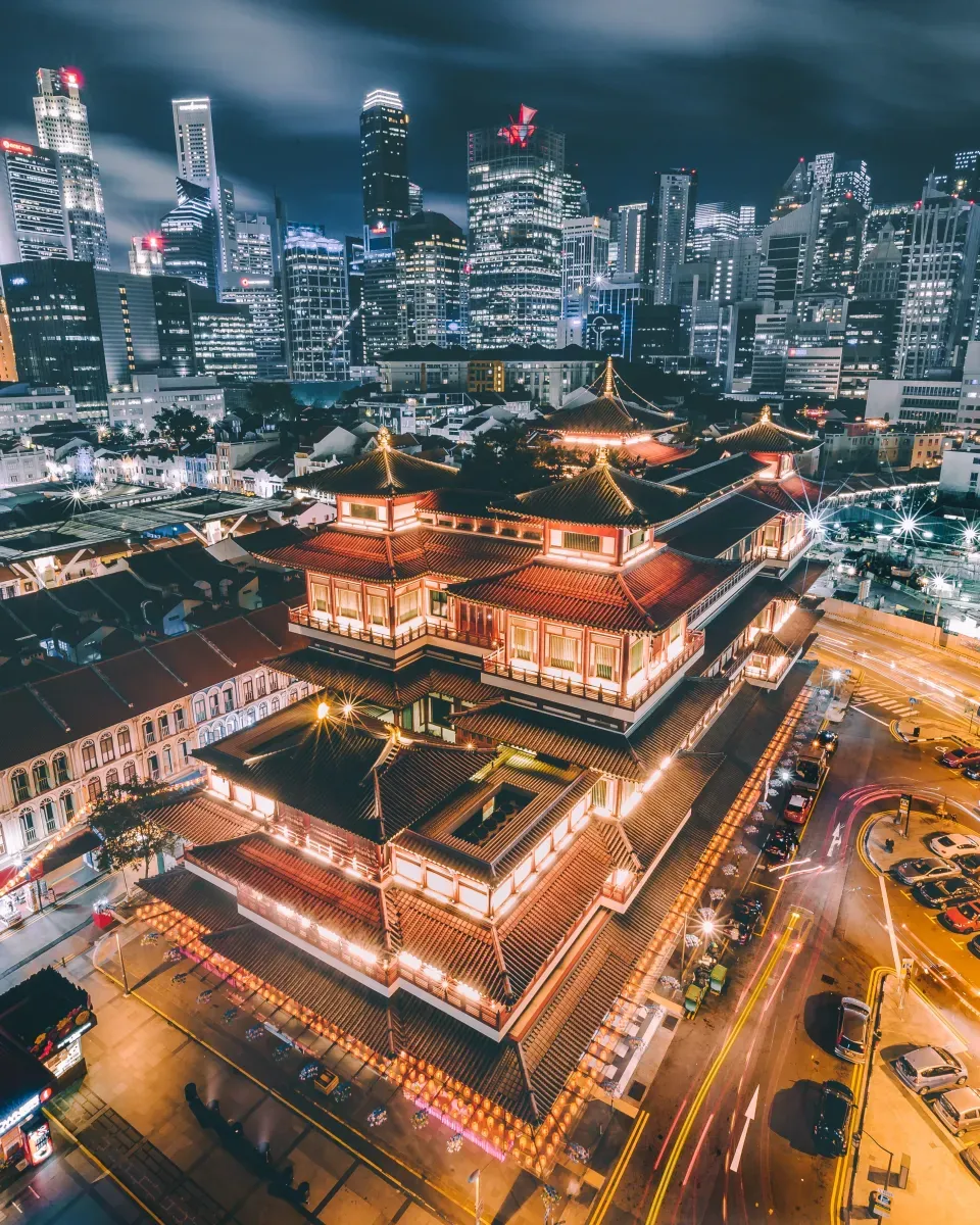 https://api.holicay.com/uploads/large_b4bc035d-webp-nicholas-loo-wZ6-Dk024ek-unsplash.webp