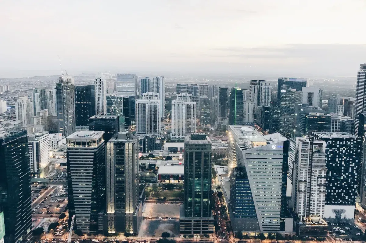 https://api.holicay.com/uploads/large_e3589b81-webp-oj-serrano-iacKpANQHNA-unsplash.webp