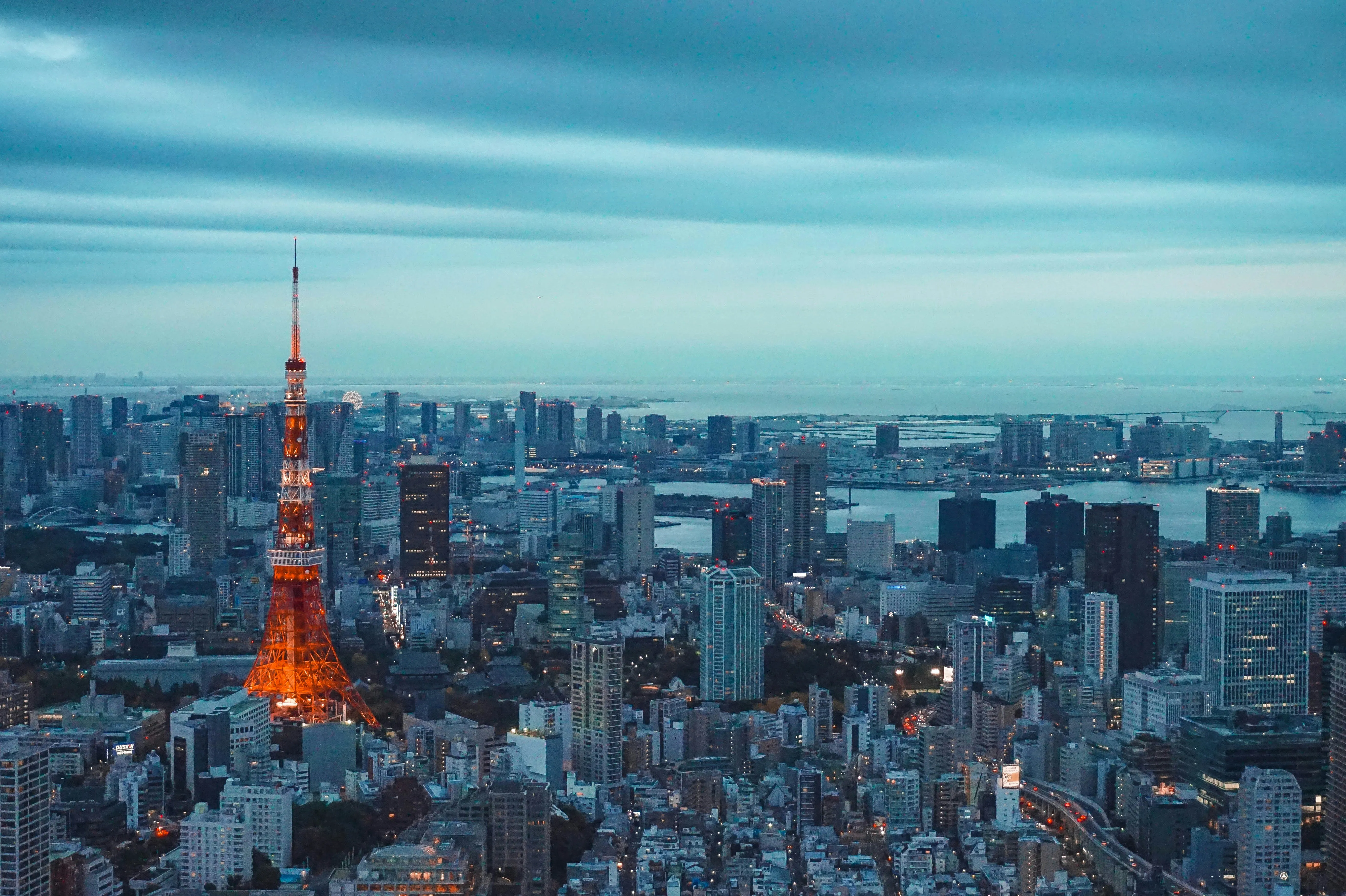 Tokyo in 48 Hours: Shibuya Sky, Harajuku Backstreets, Asakusa Morning, Ginza Lights & Tokyo Tower jjx30w