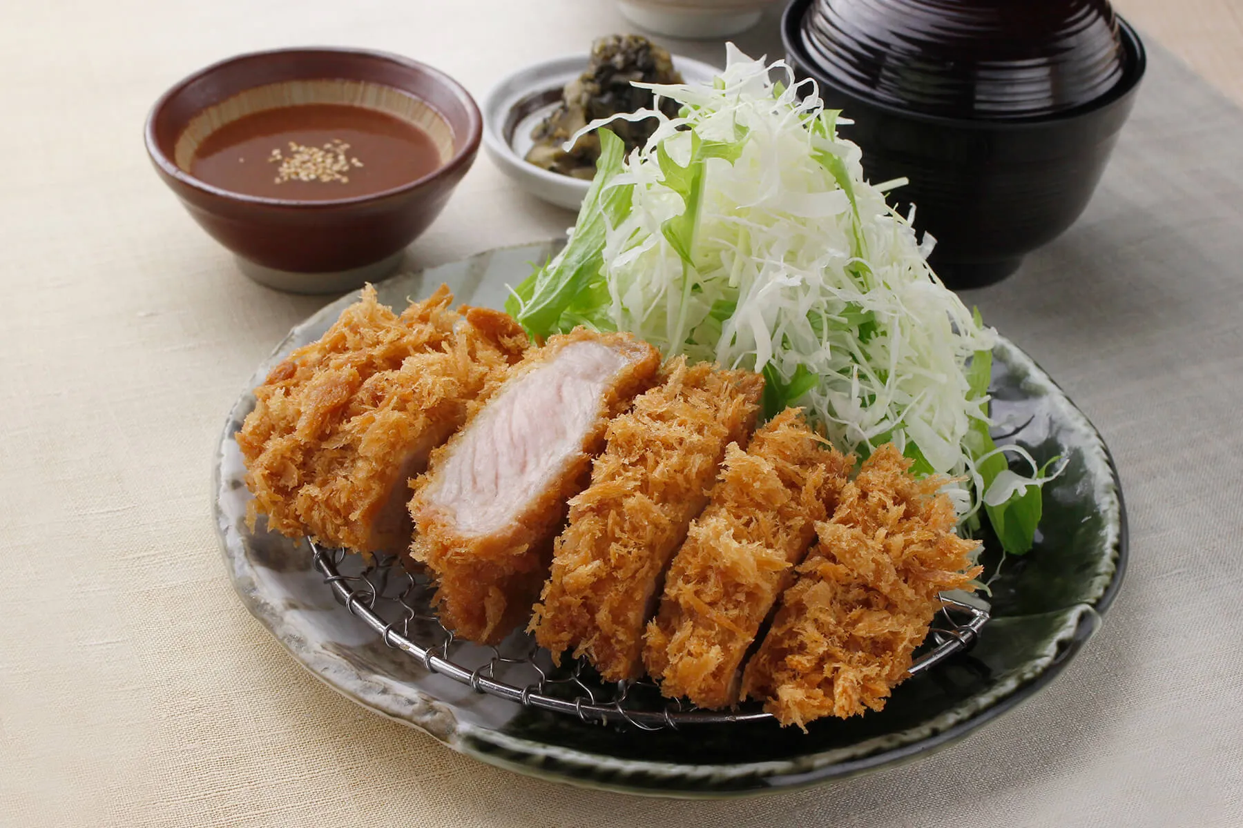 Holicay's Recommendations: 13 Must-Eats For First-Timers In Kyoto, Japan  8glbo0