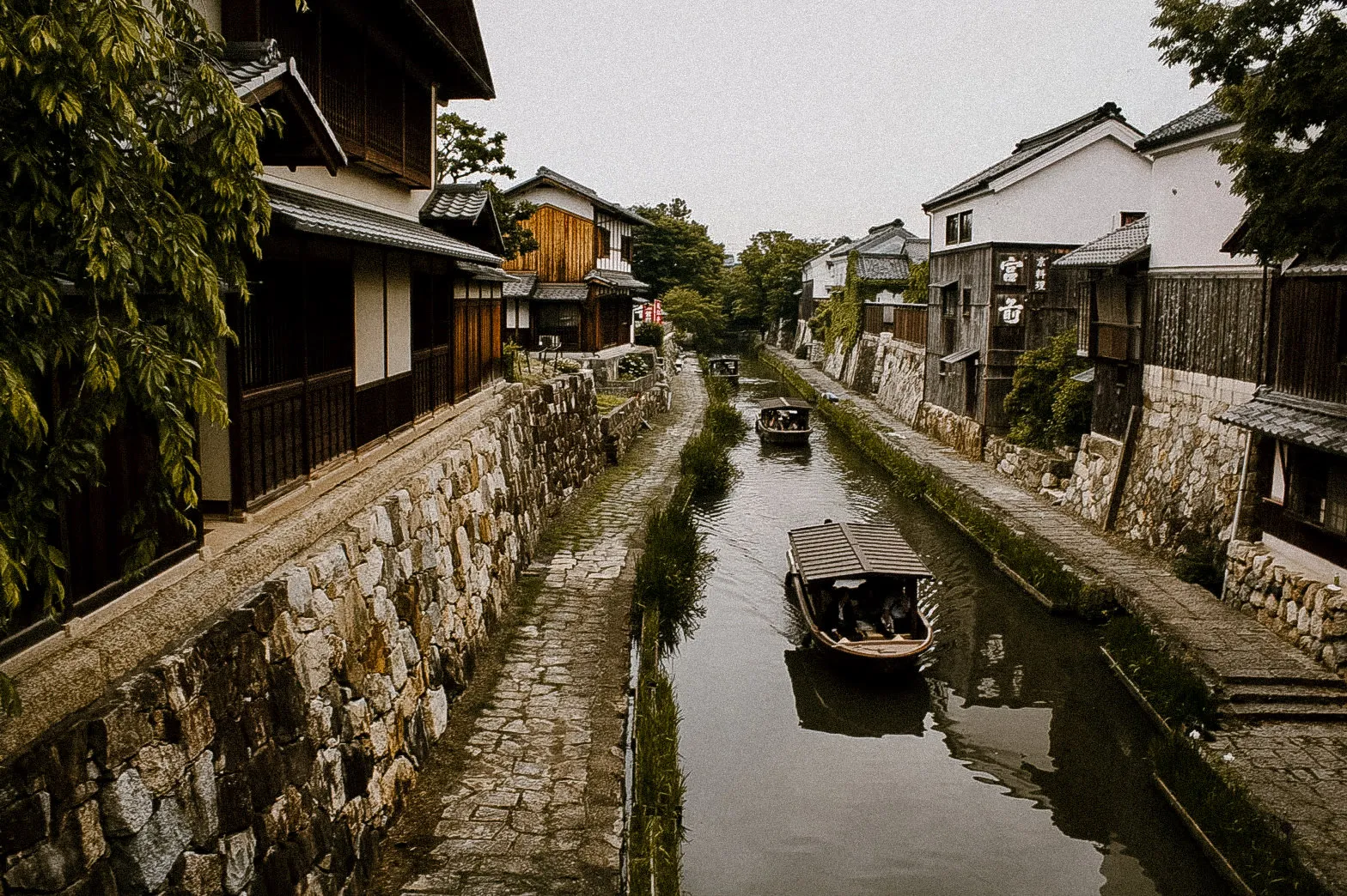 Excursion d’une journée à Ōmihachiman – Depuis Kyoto vcsves
