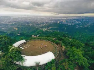 Enchanting Journey Through Cebu's Rich Heritage and Natural Beauty 1ep67s